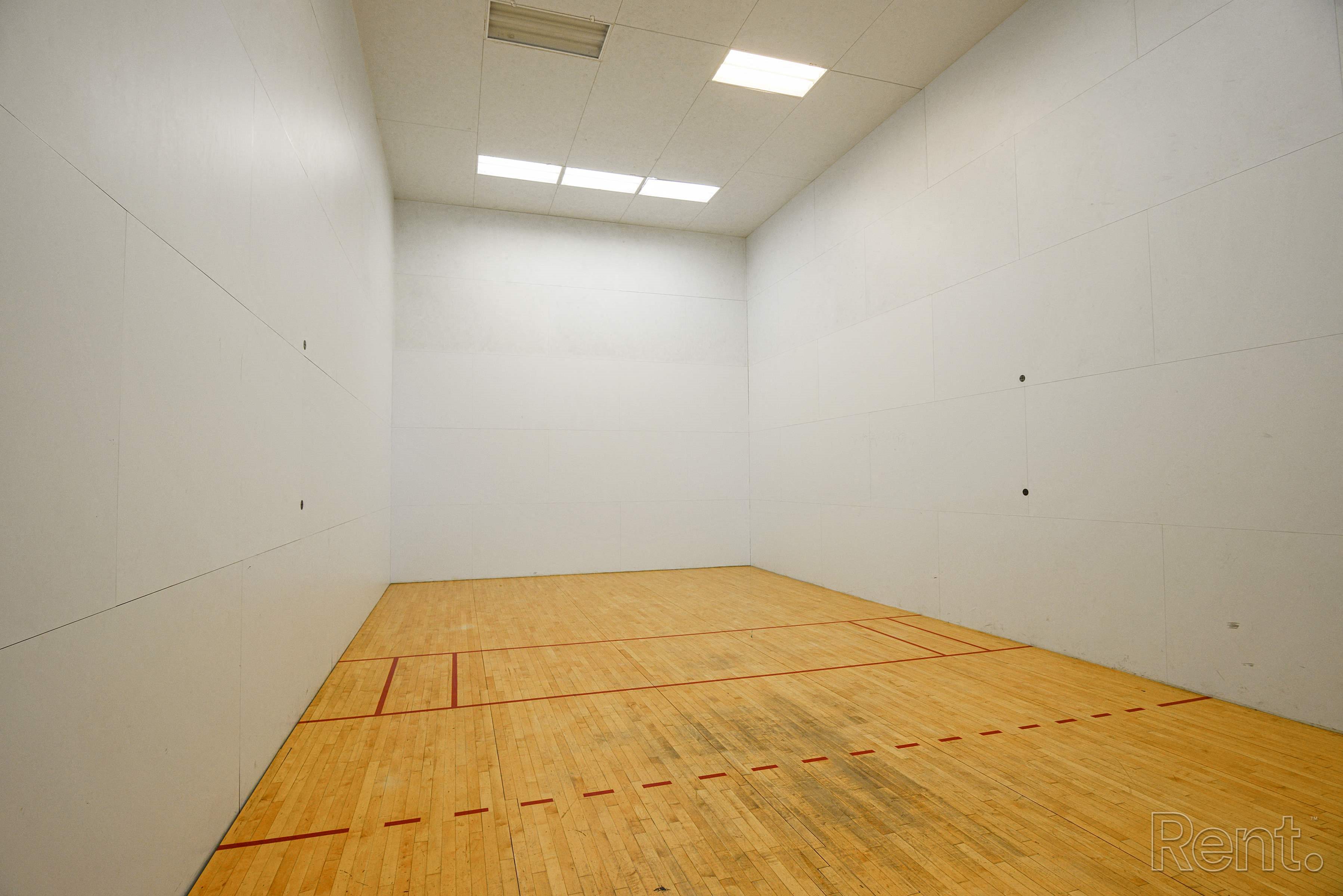 Gallery Photo 29